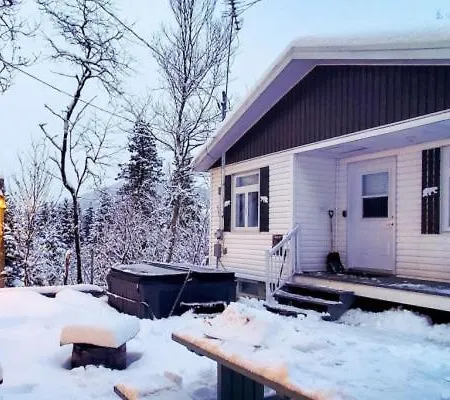 Les Refuges Des Monts Villa Saint-Tite-des-Caps Exterior photo