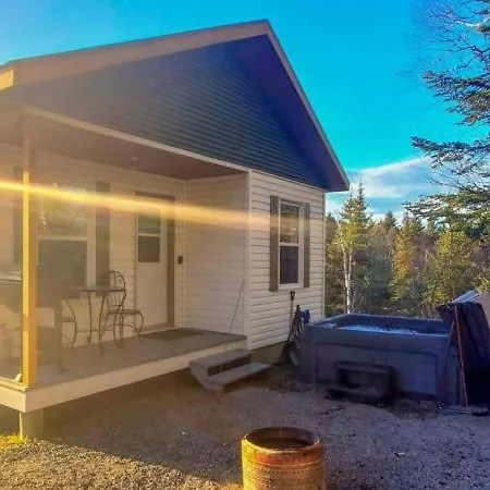 Les Refuges Des Monts Villa Saint-Tite-des-Caps Exterior photo