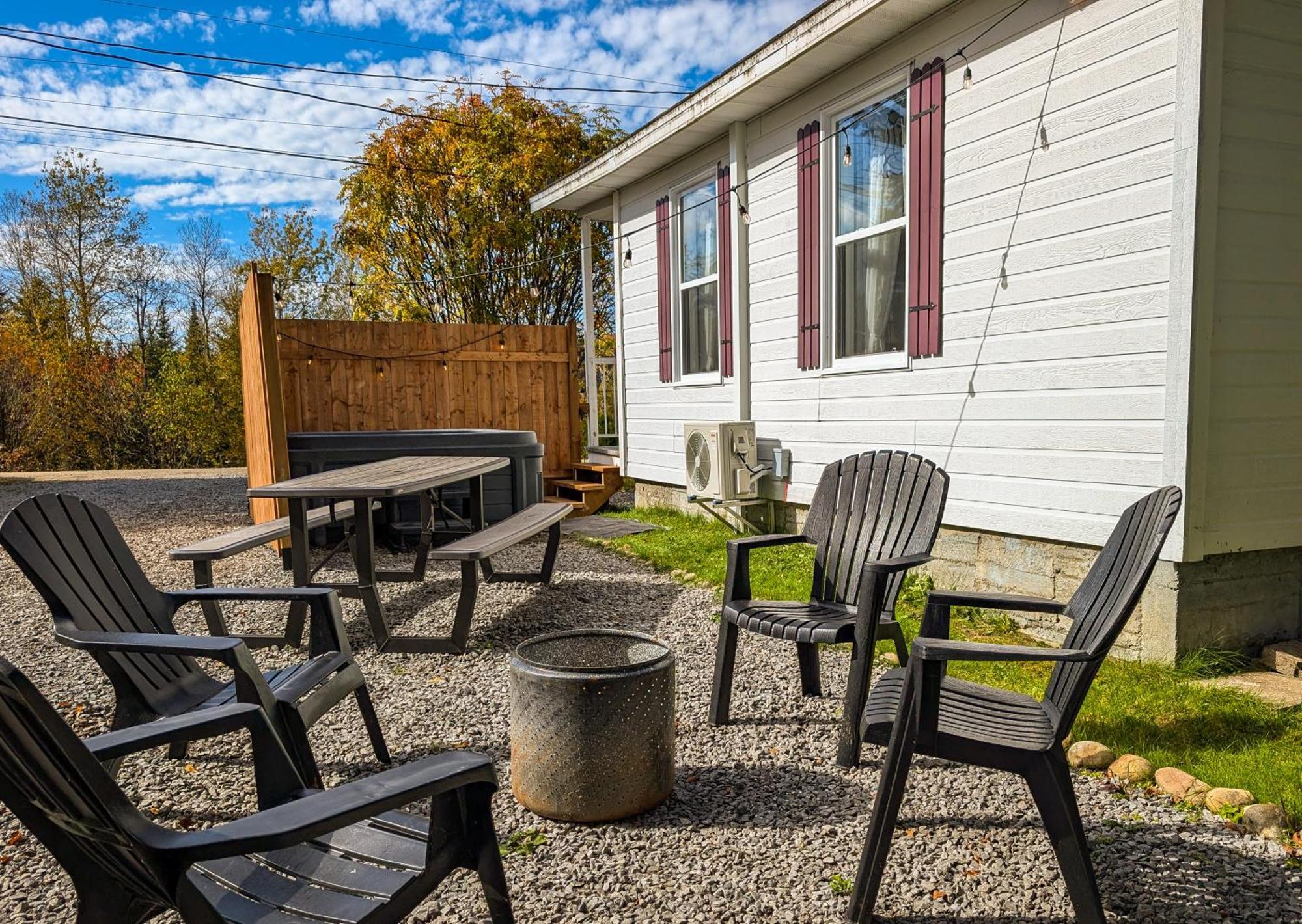 Chalet Les Refuges Des Monts Saint-Tite-des-Caps
