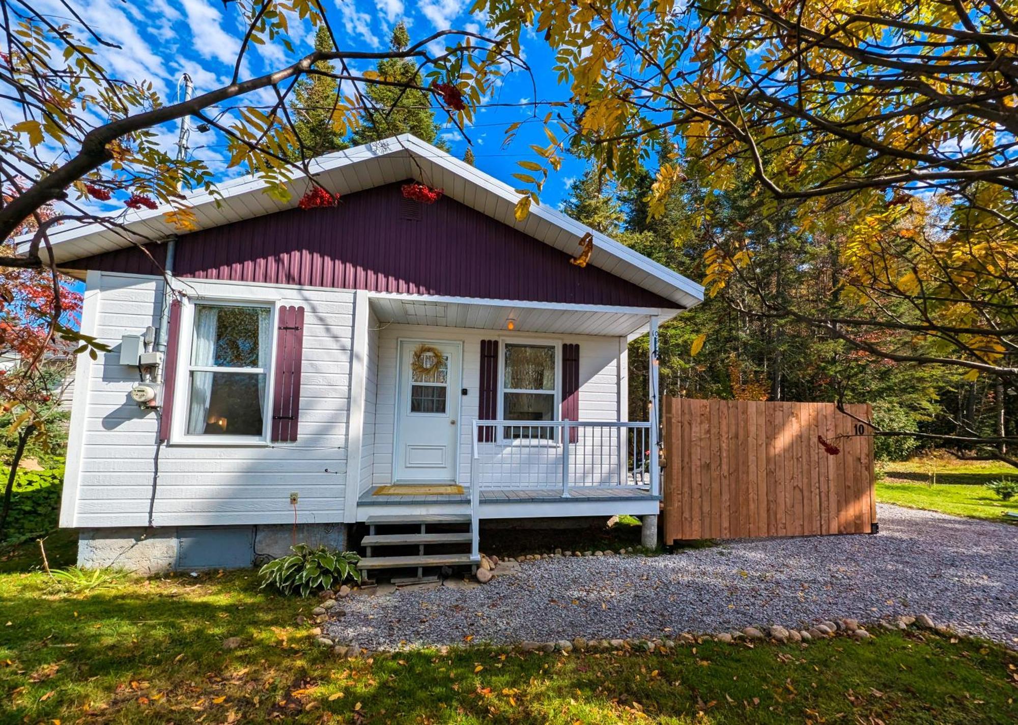 Les Refuges Des Monts Chalet Saint-Tite-des-Caps